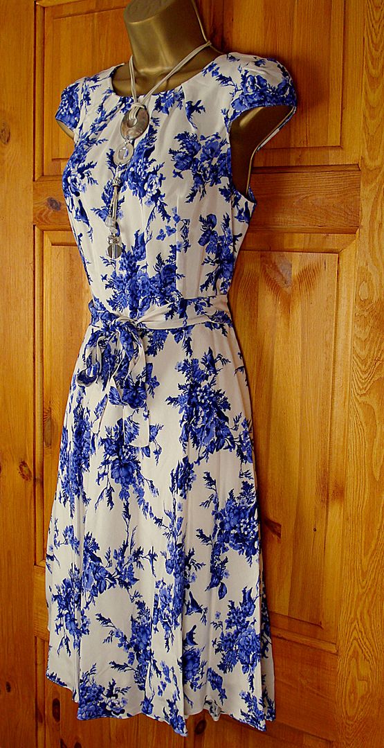 NEW DOROTHY PERKINS BLUE IVORY WHITE VINTAGE 50s STYLE FLORAL SUMMER