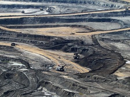 canadaoilsands_zpsc660da28.jpg