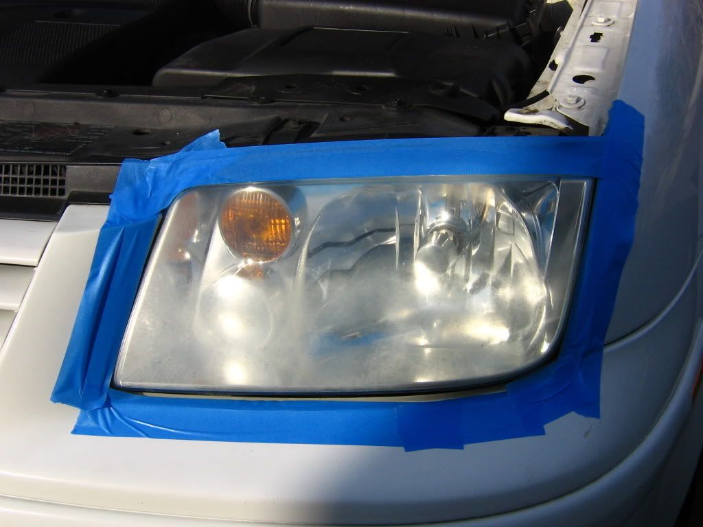 http://i838.photobucket.com/albums/zz304/votblindub2/Jetta%20Headlights/d0dc6a83.jpg